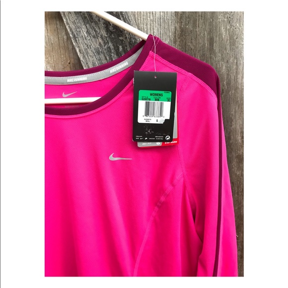 [Nike] NWT 🆕 Running DriFit Shirt - Picture 2 of 10
